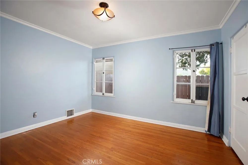 822 Monterey Glendale, CA 91206