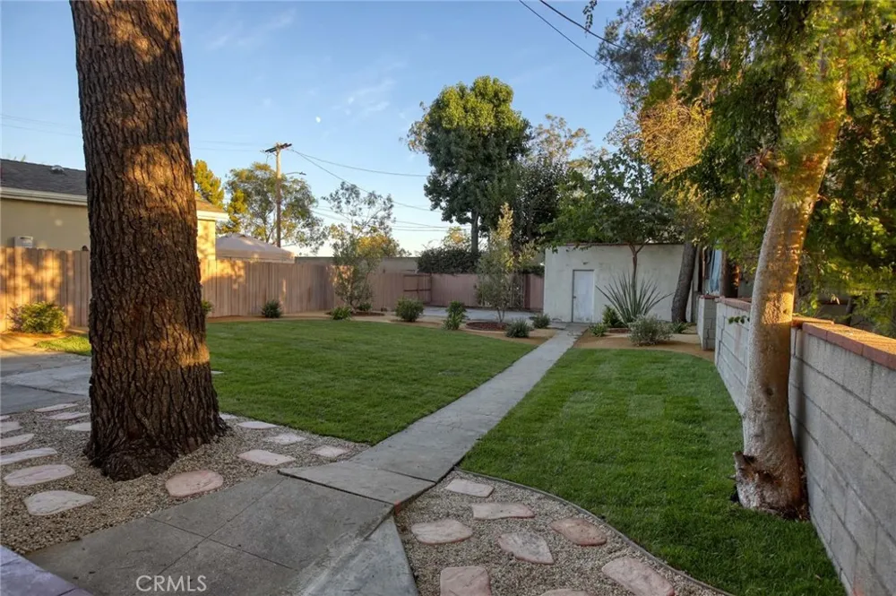 822 Monterey Glendale, CA 91206