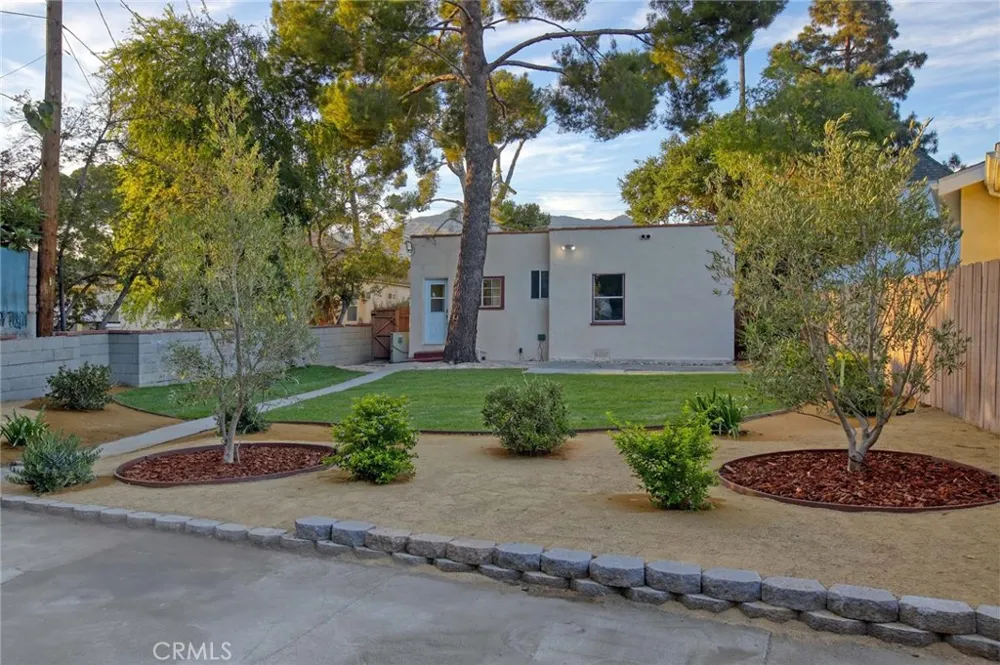 822 Monterey Glendale, CA 91206