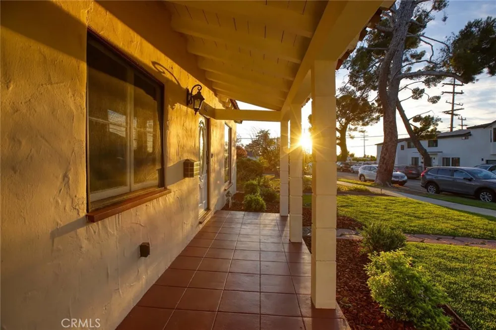 822 Monterey Glendale, CA 91206