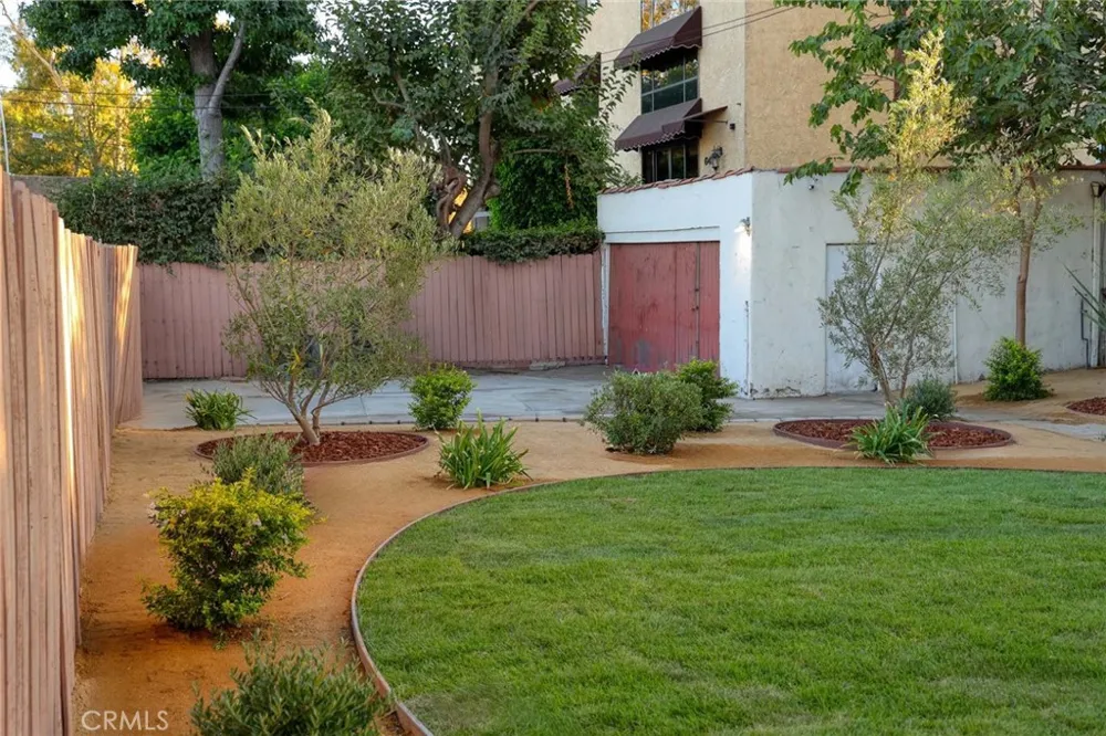 822 Monterey Glendale, CA 91206