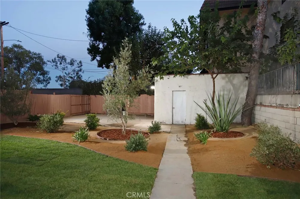 822 Monterey Glendale, CA 91206
