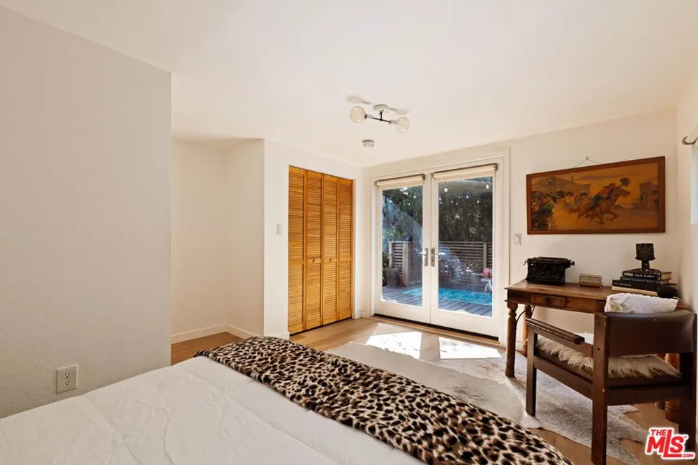 1211 Avenue 54 Los Angeles, CA 90042