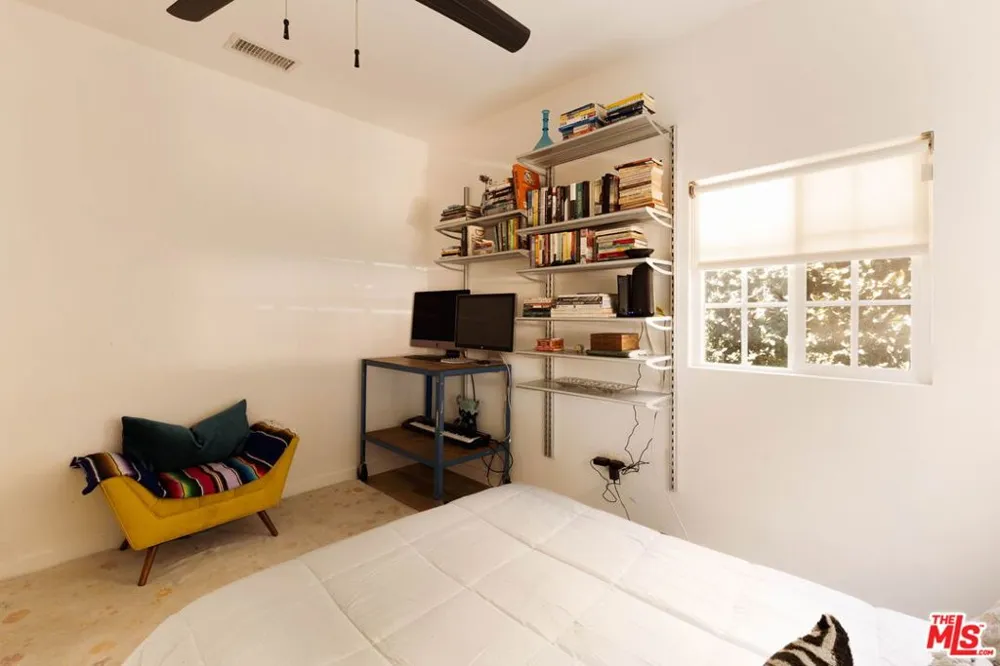 1211 Avenue 54 Los Angeles, CA 90042