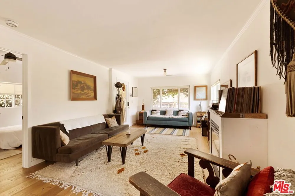 1211 Avenue 54 Los Angeles, CA 90042