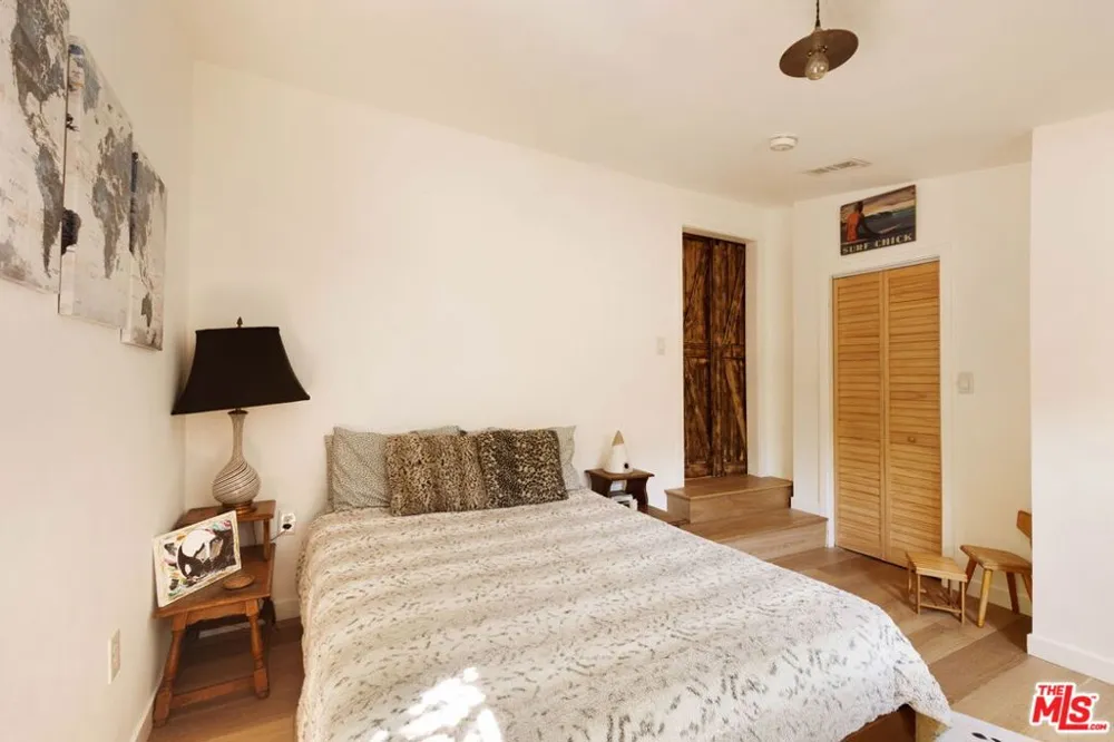 1211 Avenue 54 Los Angeles, CA 90042