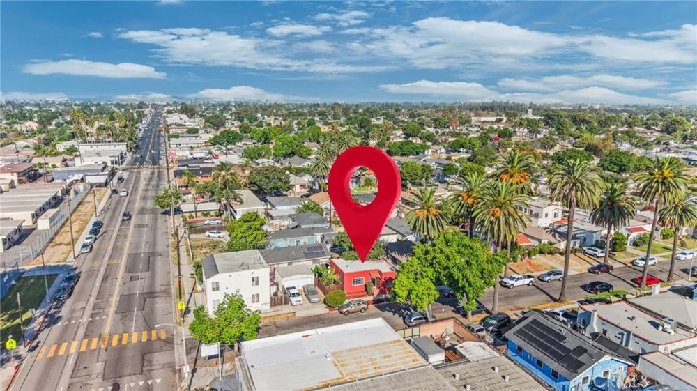 5815 Gaviota Long Beach, CA 90805