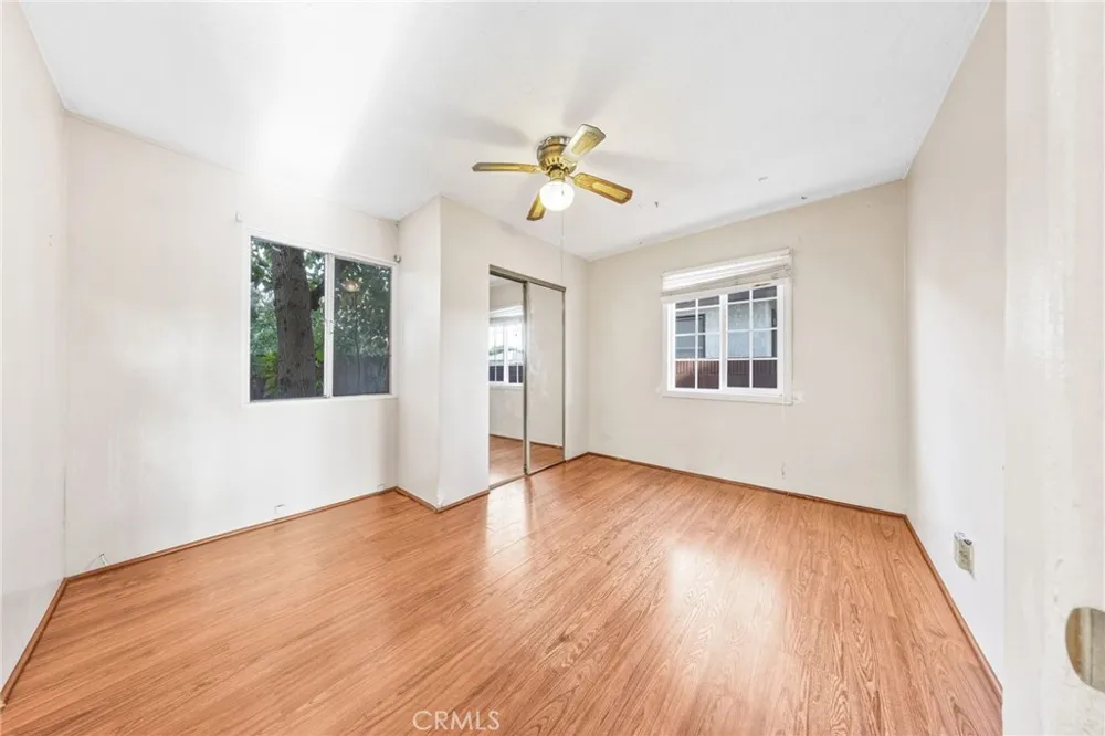 5815 Gaviota Long Beach, CA 90805