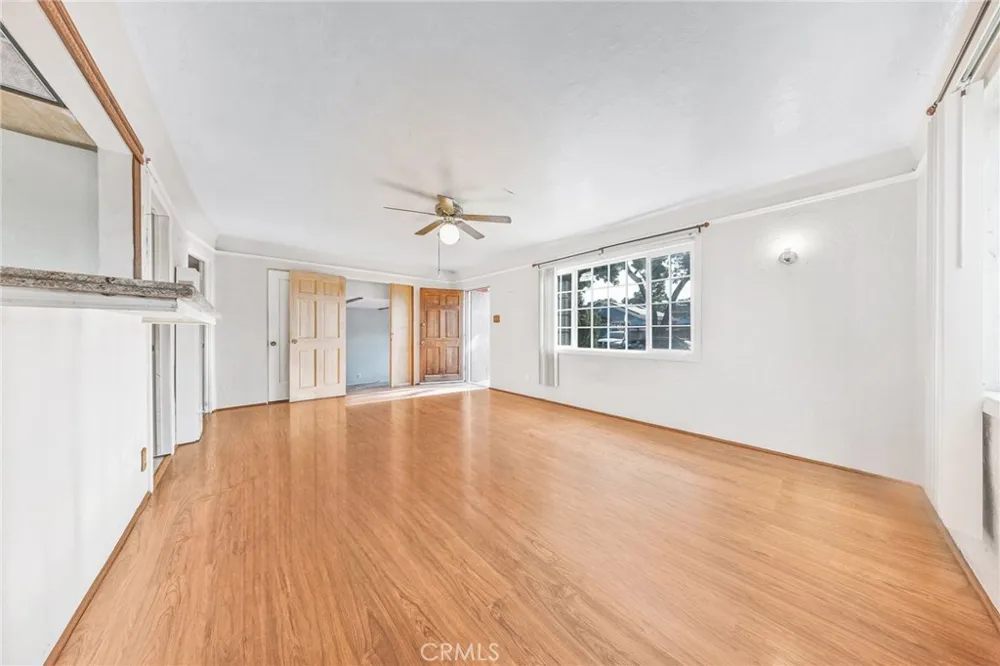 5815 Gaviota Long Beach, CA 90805