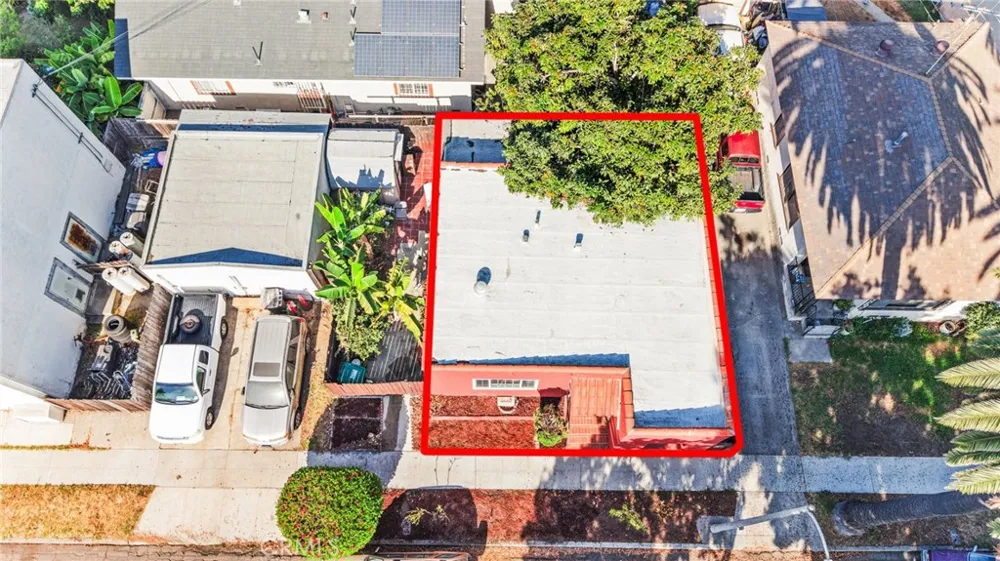 5815 Gaviota Long Beach, CA 90805