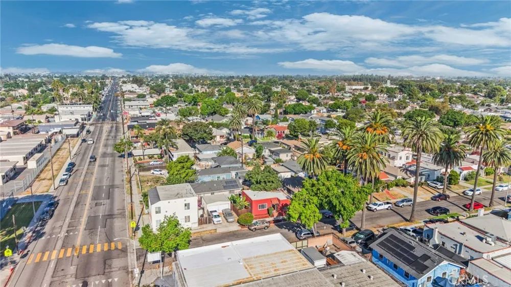 5815 Gaviota Long Beach, CA 90805