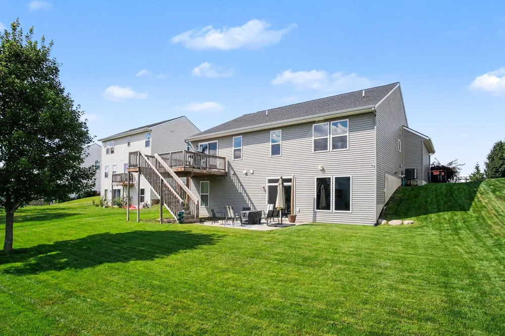 1112 Arbor Meadow Drive SE Byron Center, MI 49315