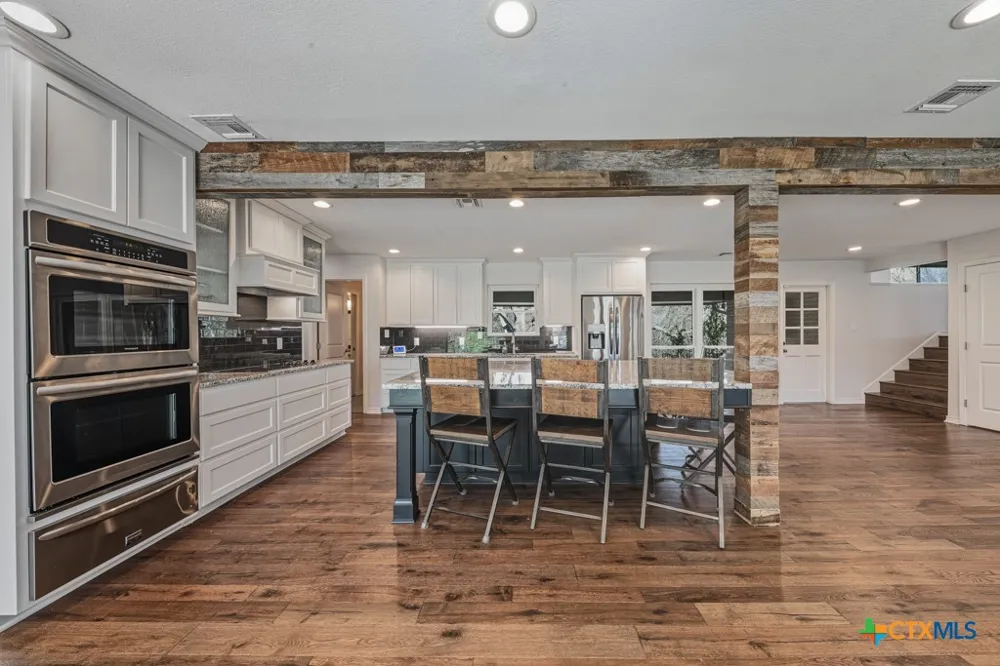 21 Royal Crest New Braunfels, TX 78130