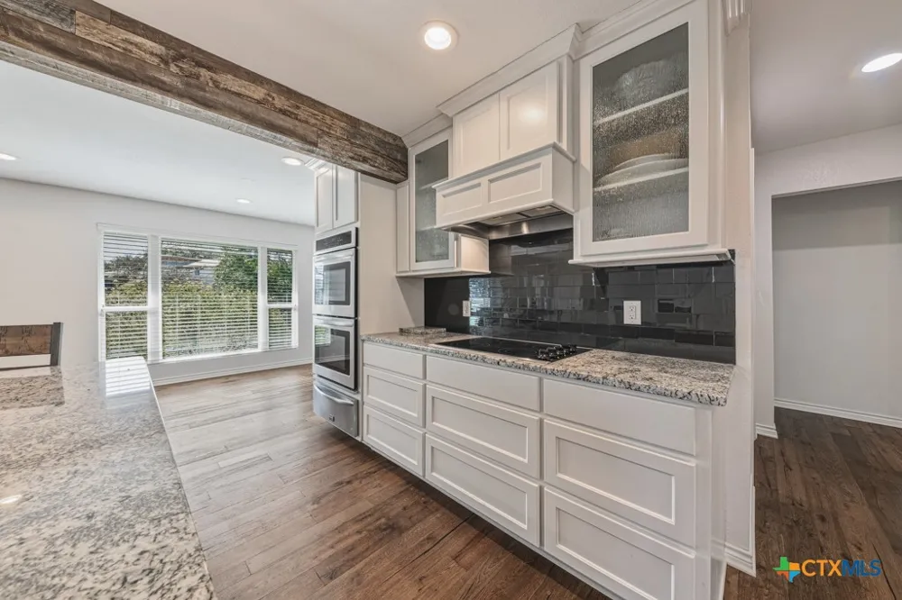 21 Royal Crest New Braunfels, TX 78130