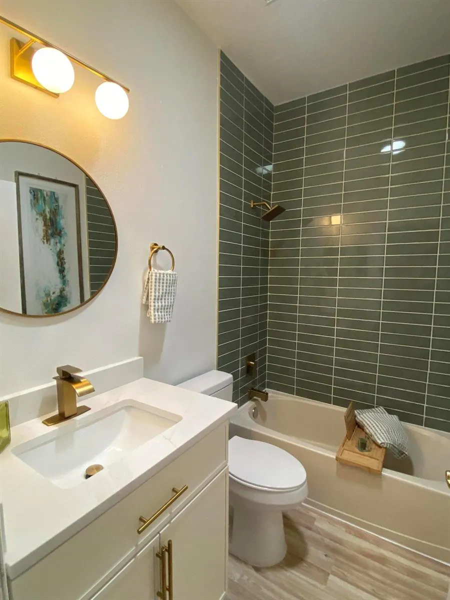 176 Cape Florida Drive 