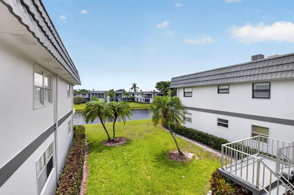 321 Saxony Trail #G Delray Beach, FL 33446