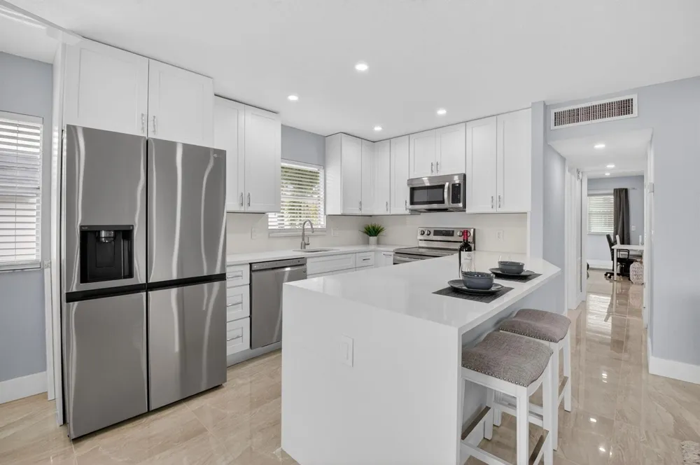 321 Saxony Trail #G Delray Beach, FL 33446