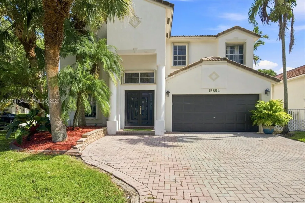 15854 SW 14th Ct Pembroke Pines, FL 33027