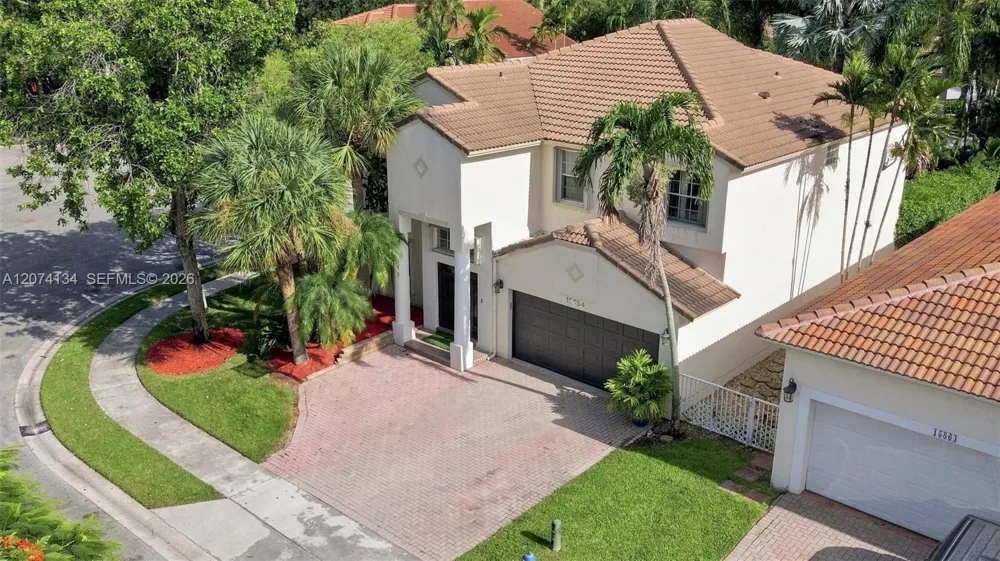 15854 SW 14th Ct Pembroke Pines, FL 33027