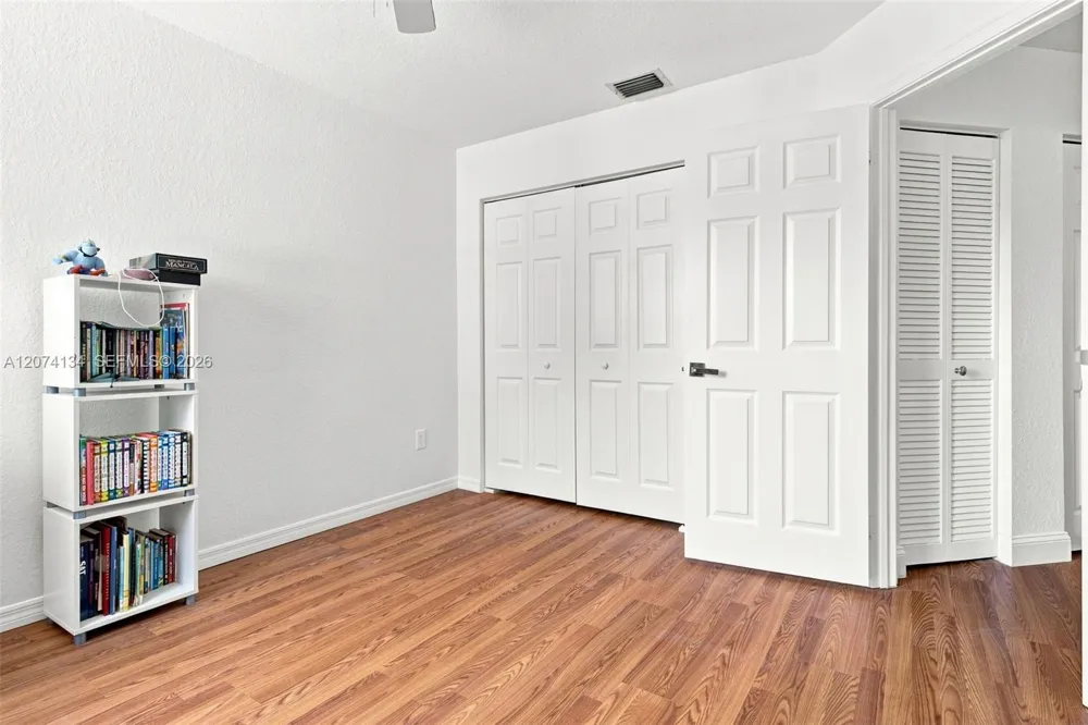 15854 SW 14th Ct Pembroke Pines, FL 33027