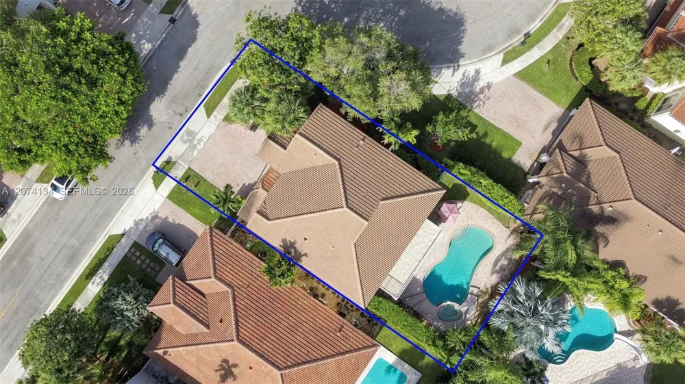 15854 SW 14th Ct Pembroke Pines, FL 33027
