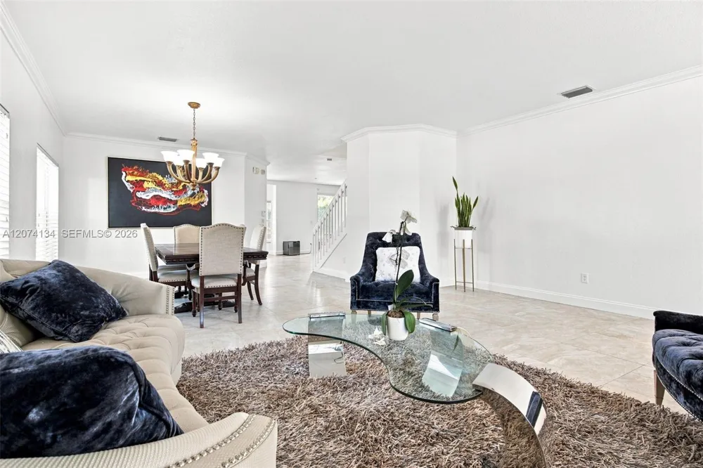 15854 SW 14th Ct Pembroke Pines, FL 33027