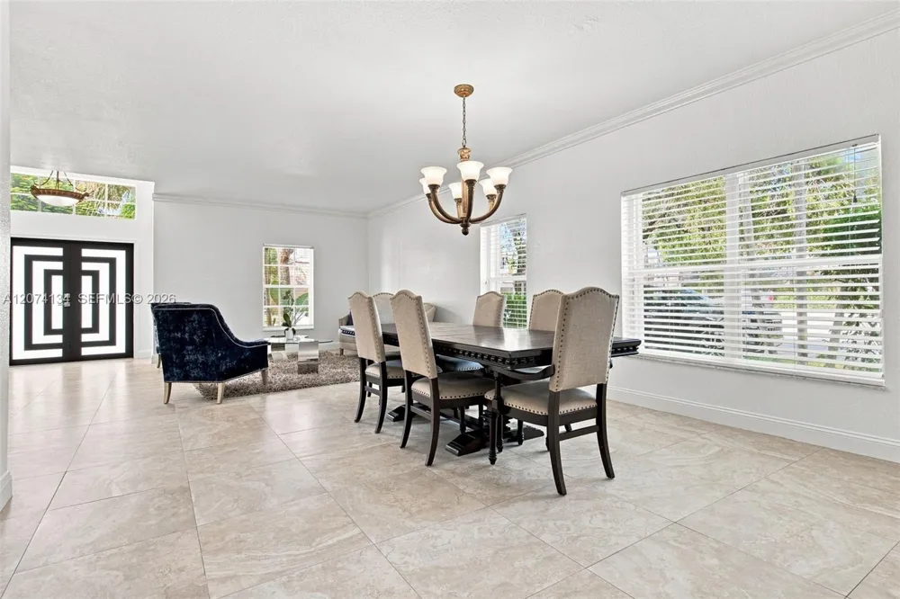 15854 SW 14th Ct Pembroke Pines, FL 33027