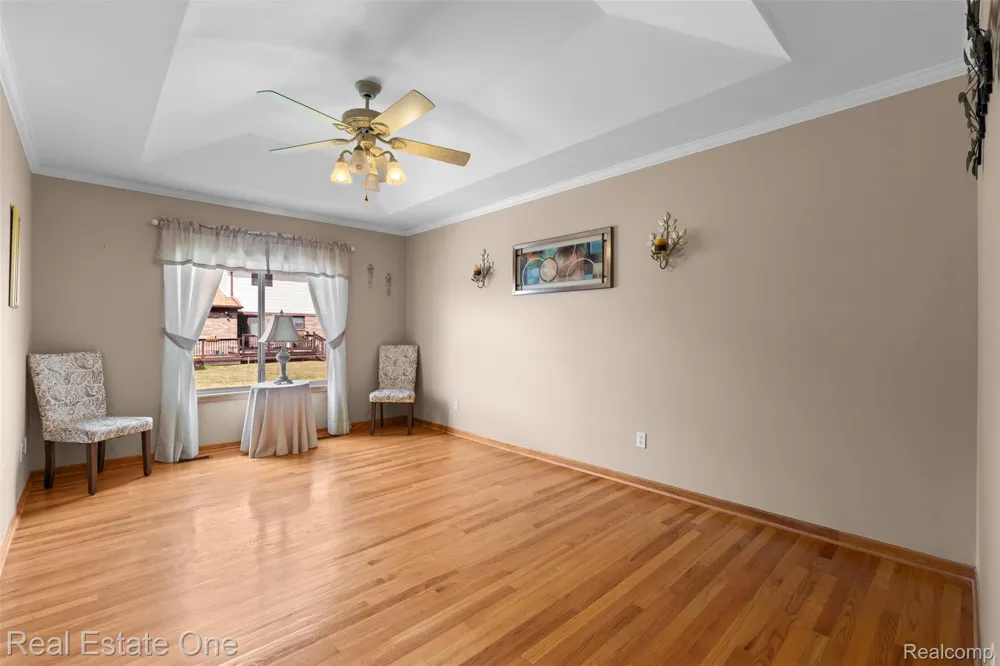 15455 Cucci Drive Clinton Charter Township, MI 48038