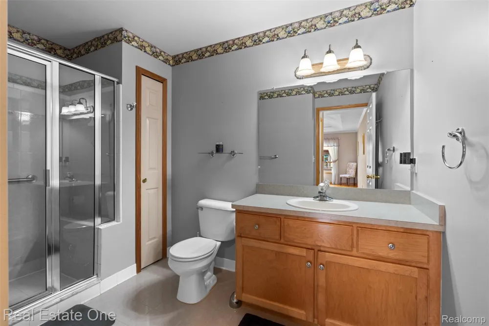 15455 Cucci Drive Clinton Charter Township, MI 48038
