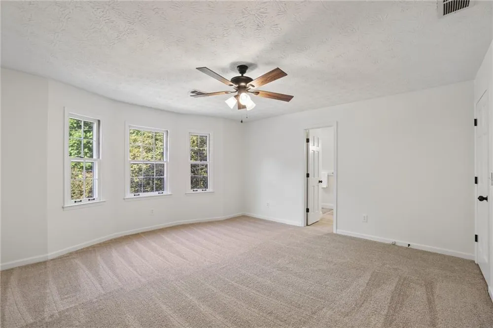 1104 Staples Drive SW Lilburn, GA 30047