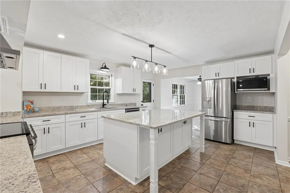1104 Staples Drive SW Lilburn, GA 30047