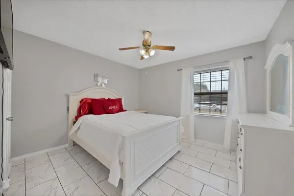 537 Park Drive Saginaw, TX 76179