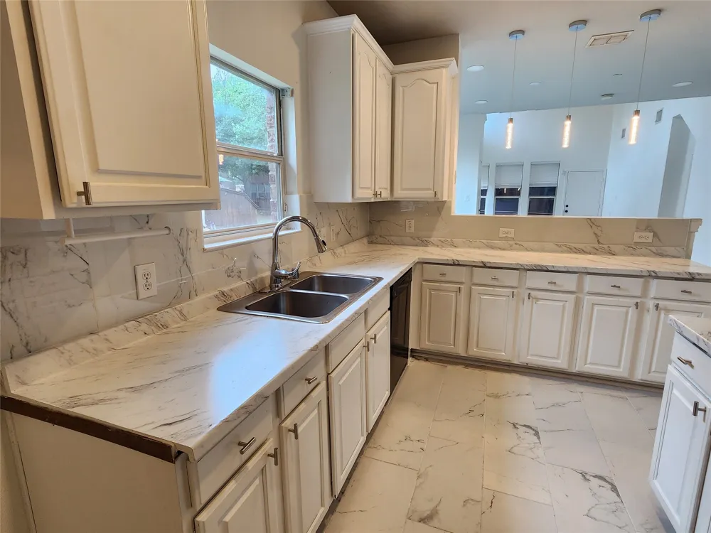 2973 Saint Andrews Drive Lewisville, TX 75067