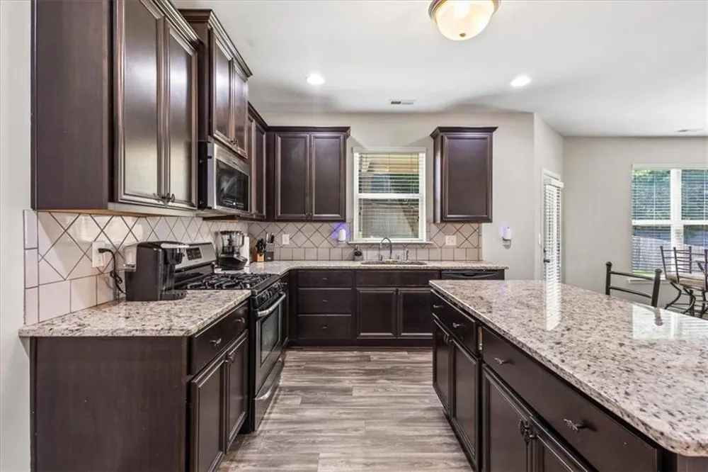 2322 Jessica Lane Fairburn, GA 30213
