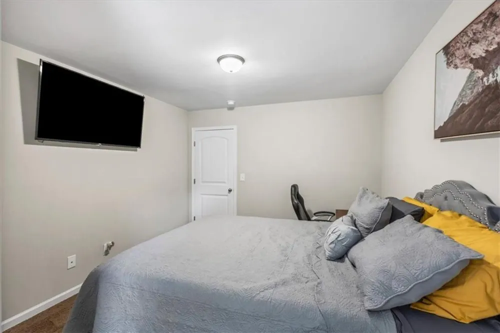 2322 Jessica Lane Fairburn, GA 30213