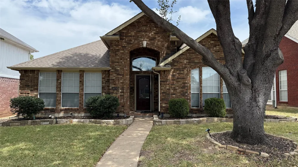 1629 Bennington Drive Carrollton, TX 75007
