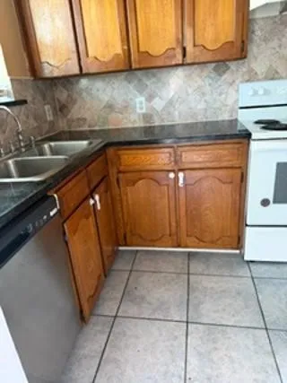 7608 Chapin Road #B Fort Worth, TX 76116