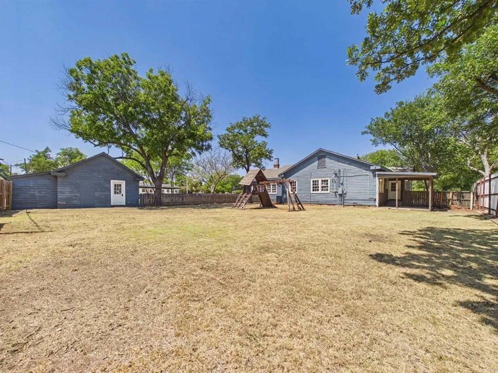 1305 Buchanan Street Wichita Falls, TX 76309