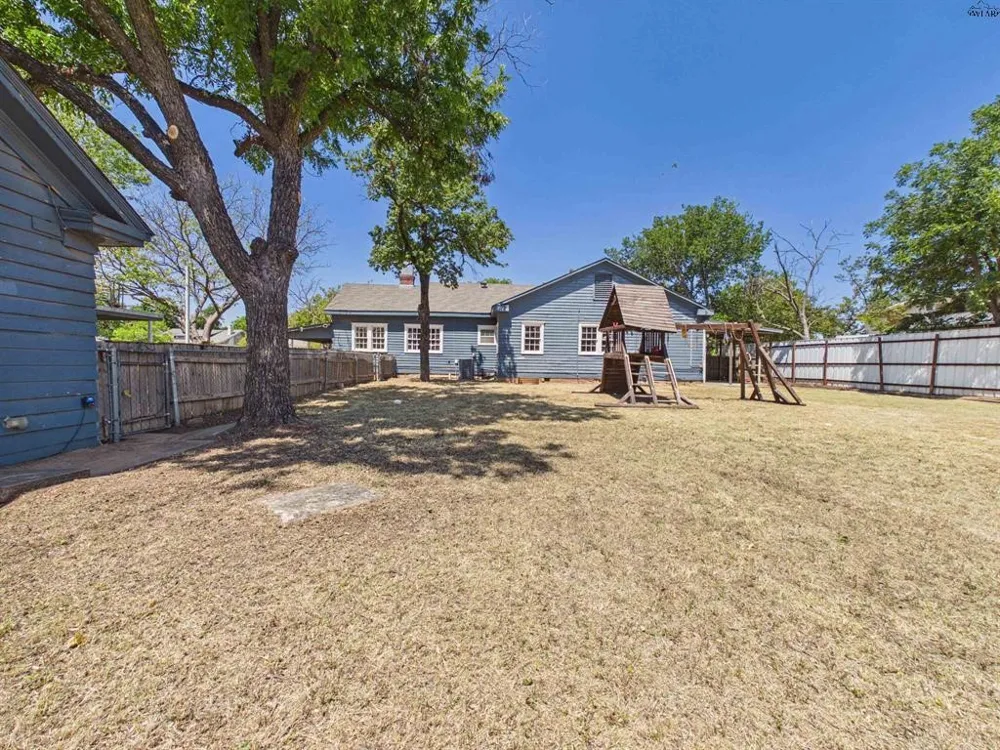 1305 Buchanan Street Wichita Falls, TX 76309