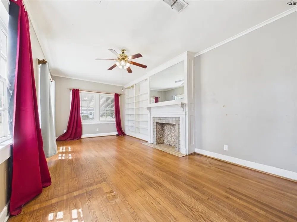 1305 Buchanan Street Wichita Falls, TX 76309