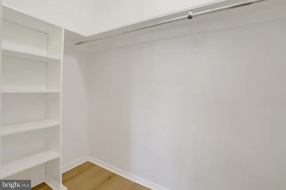 2909 CHARING CROSS ROAD #13 Falls Church, VA 22042