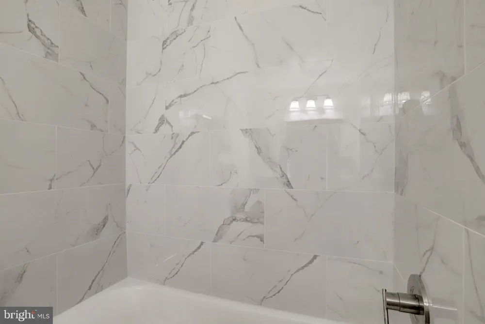 2909 CHARING CROSS ROAD #13 Falls Church, VA 22042