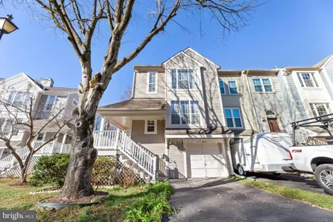 8308 SOUTHERN OAKS COURT