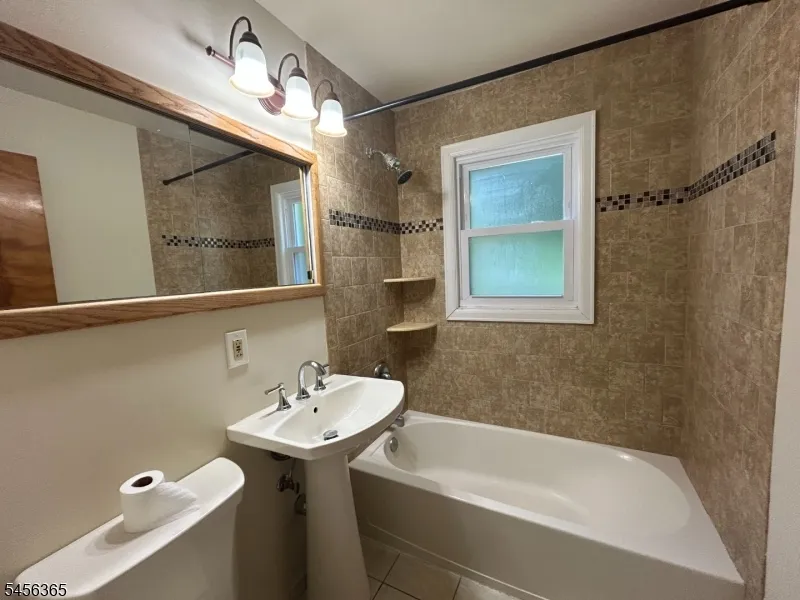 318 Palmer Rd Denville, NJ 07834