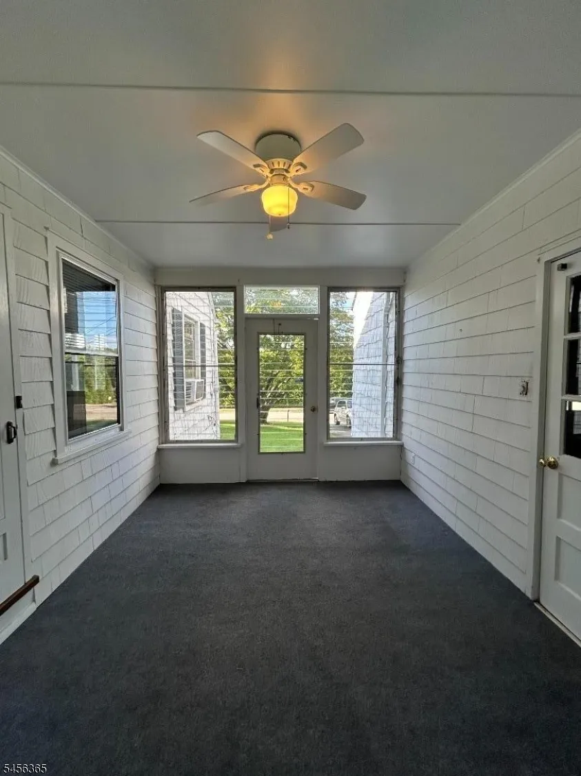 318 Palmer Rd Denville, NJ 07834