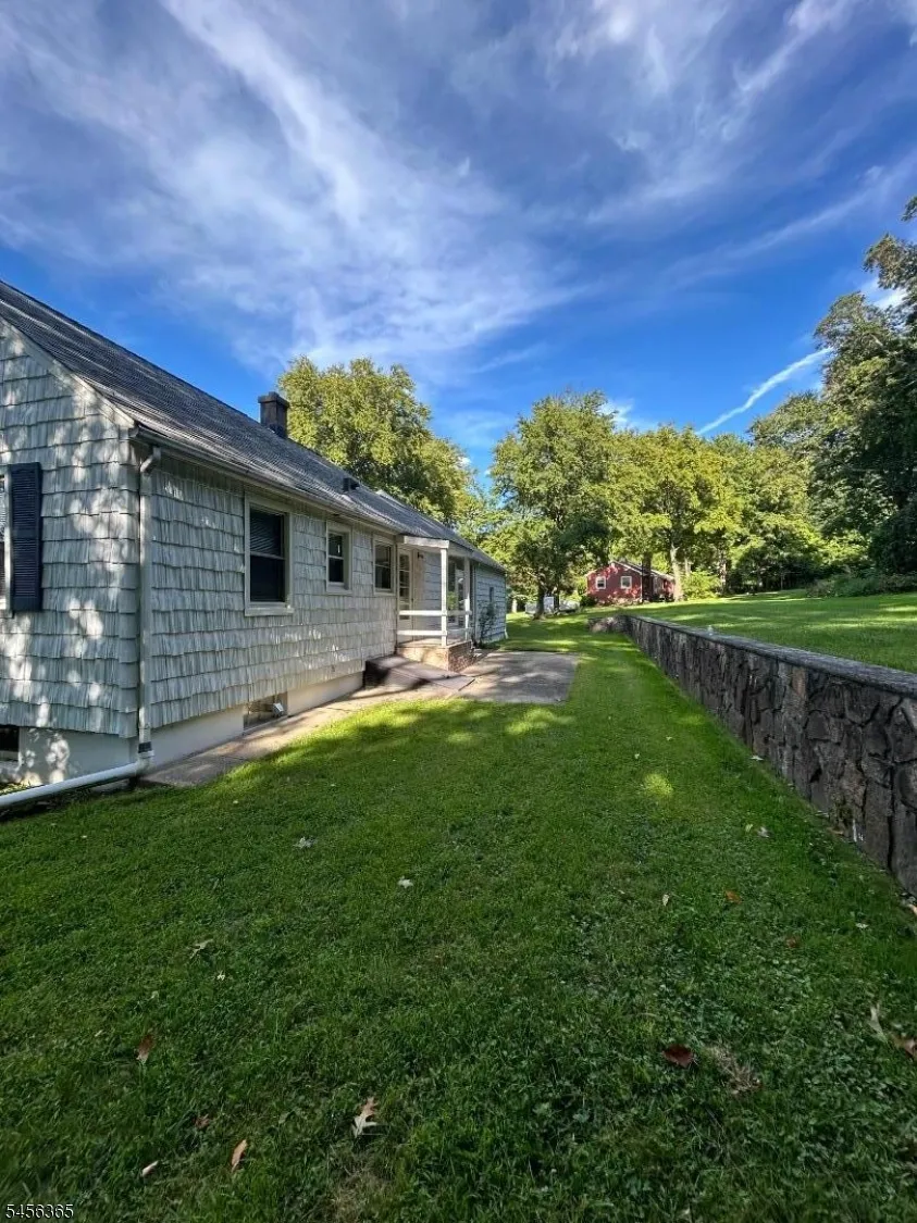318 Palmer Rd Denville, NJ 07834