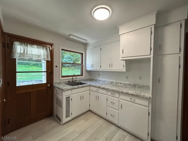 318 Palmer Rd Denville, NJ 07834