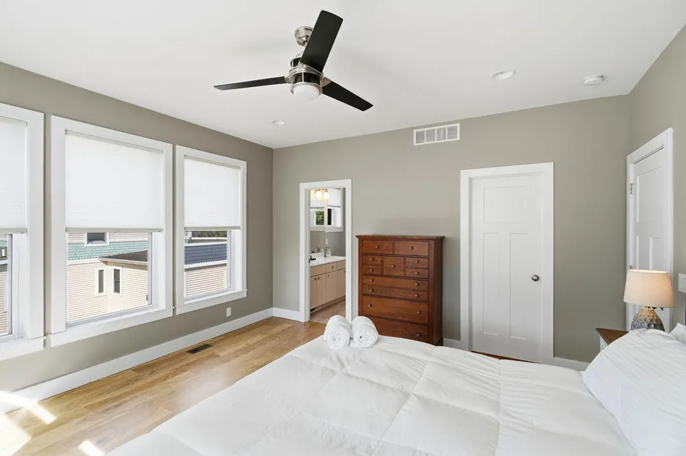 43 Shore Drive South Haven, MI 49090