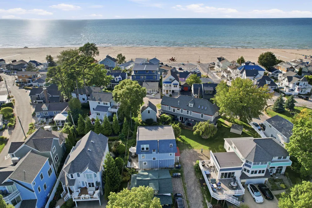 43 Shore Drive South Haven, MI 49090