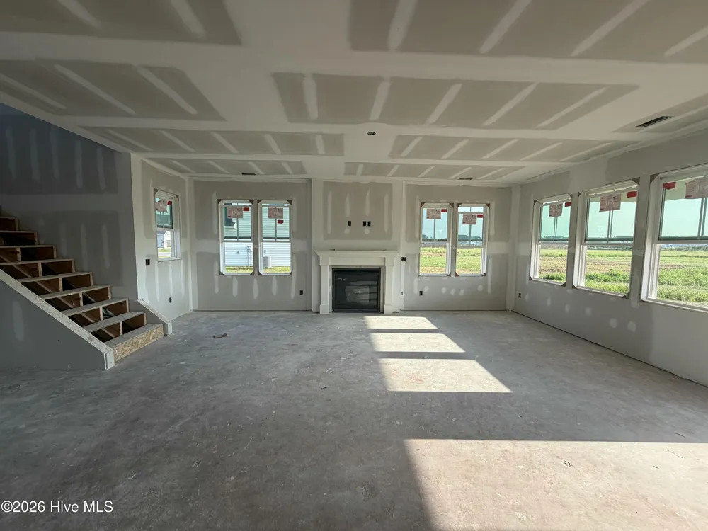 823 Tupelo Tree Drive Hubert, NC 28539